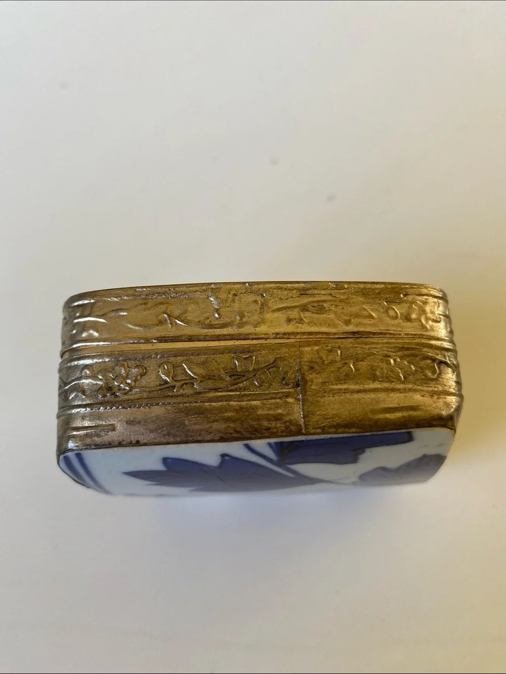 Vintage Asian Hand Painted Porcelain Shard Top Silver Tone Trinket Box